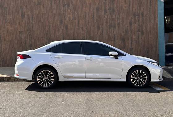 TOYOTA COROLLA 2.0 VVT-IE FLEX ALTIS DIRECT SHIFT